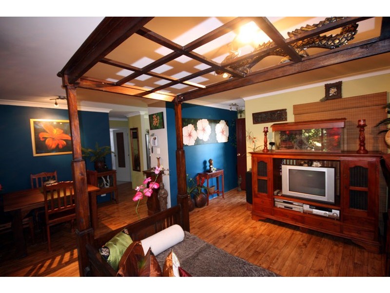 8/8 Garnsworthy, Bassendean WA 6054