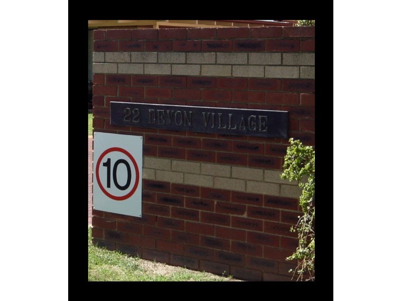 8/8 Garnsworthy, Bassendean WA 6054