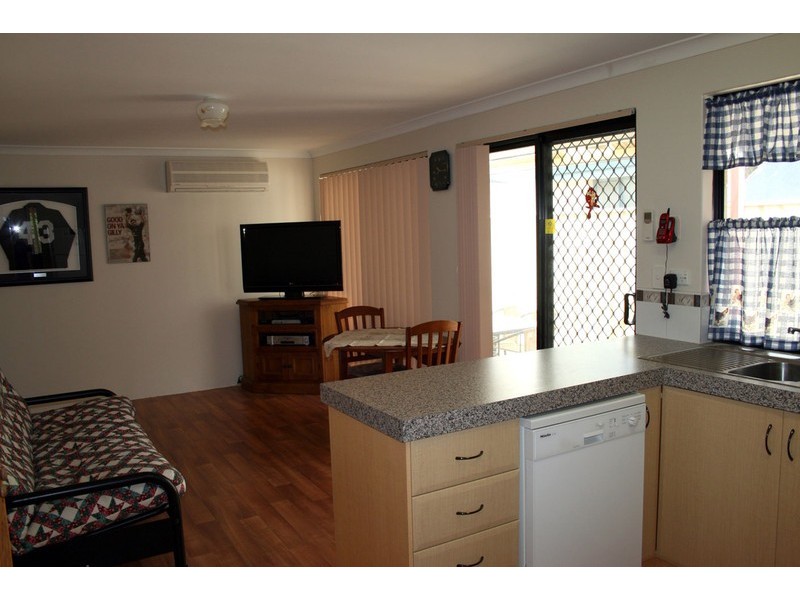 26 Hodges Street, Middle Swan WA 6056
