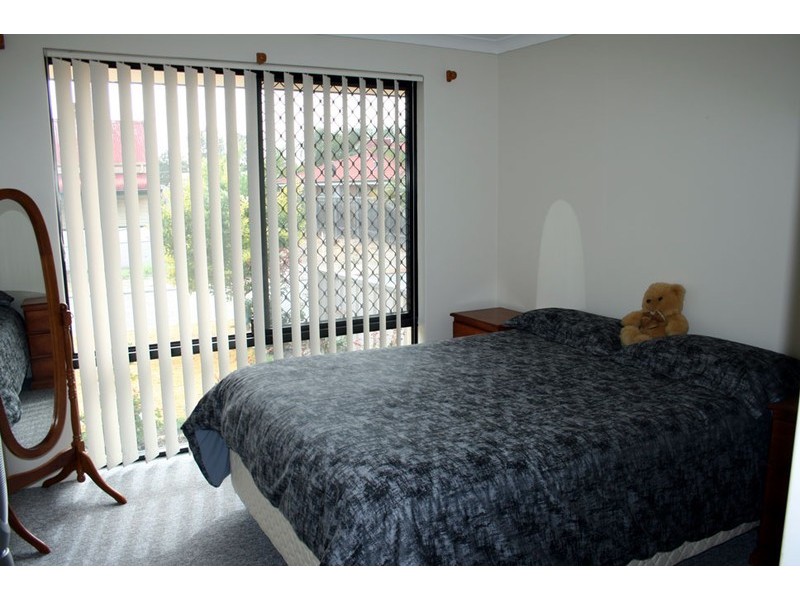 26 Hodges Street, Middle Swan WA 6056