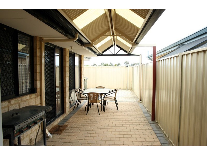 26 Hodges Street, Middle Swan WA 6056