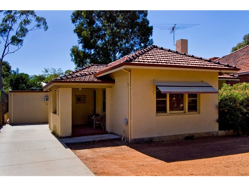 126 Essex Street, Wembley WA 6014