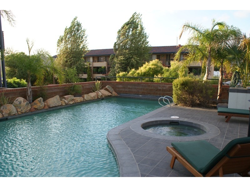 14/1 Stirling Street, South Perth WA 6151