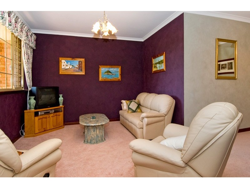 11 Oporto Rise, Coogee WA 6166