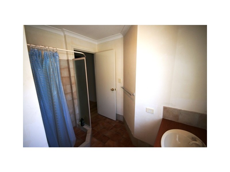 16 Pyrenees Court, Caversham WA 6055