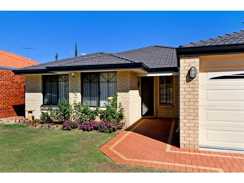 123 PARKWAY ROAD, Bibra Lake WA 6163