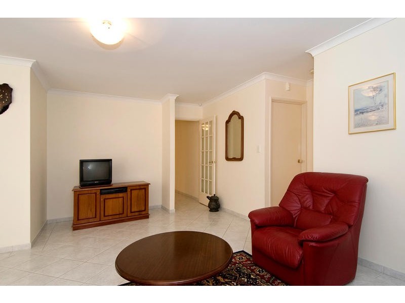 123 PARKWAY ROAD, Bibra Lake WA 6163