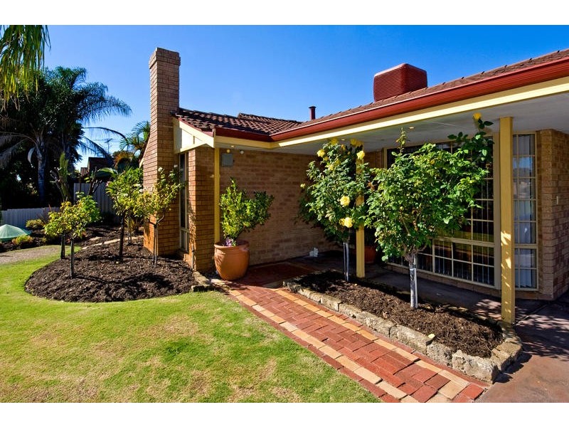 92 Meller Road, Bibra Lake WA 6163