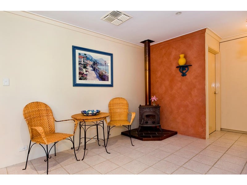 92 Meller Road, Bibra Lake WA 6163