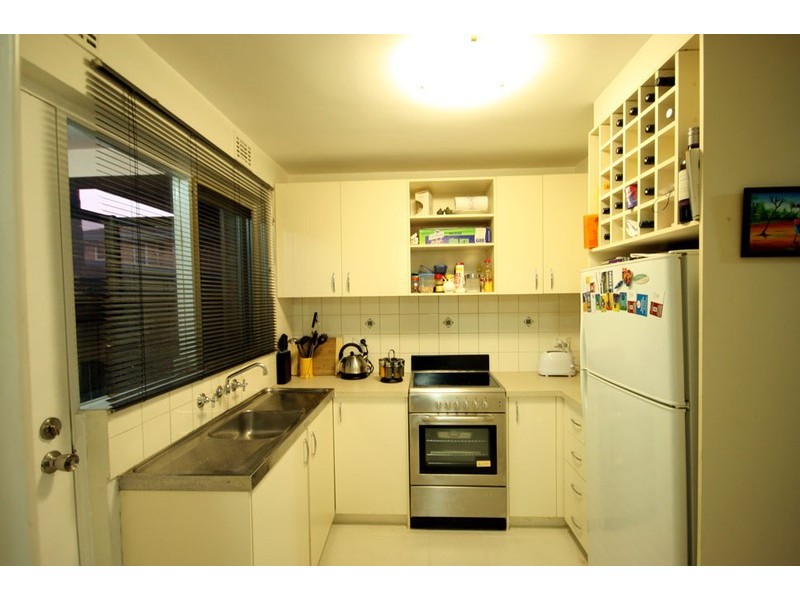 Unit 2/90 Wanneroo Road, Yokine WA 6060