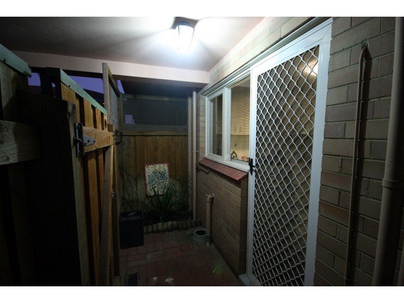 Unit 2/90 Wanneroo Road, Yokine WA 6060