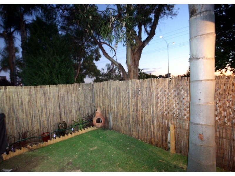 Unit 2/90 Wanneroo Road, Yokine WA 6060