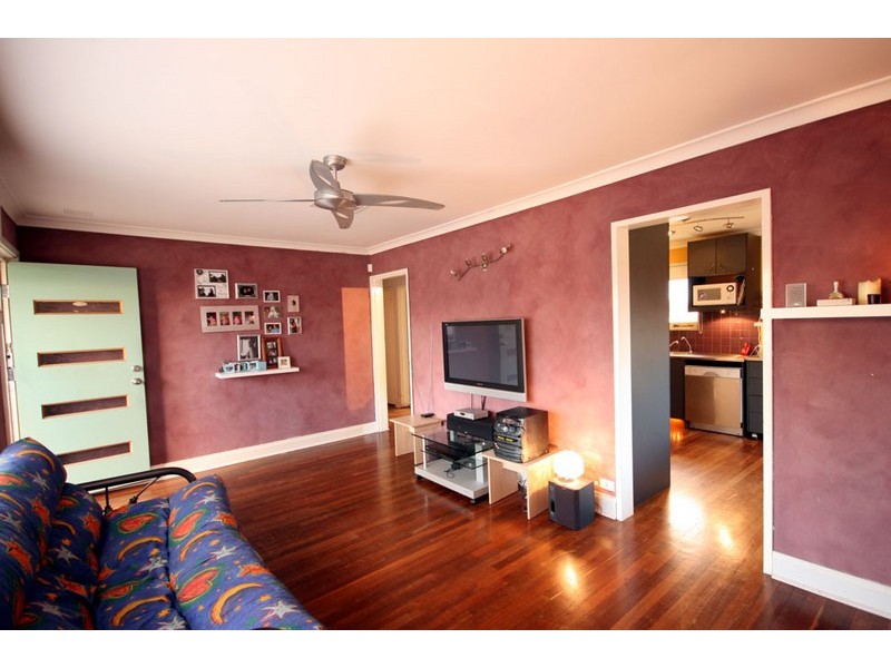 8 Gamage Way, Lockridge WA 6054