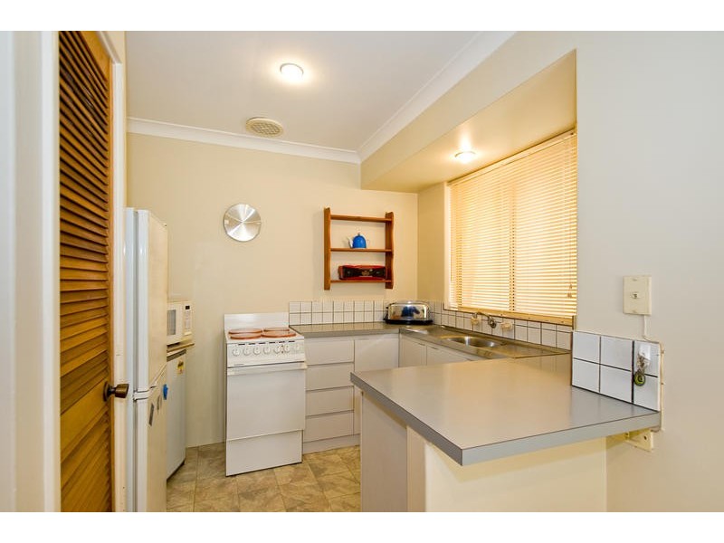 17/68 Tribute Street East, Shelley WA 6148