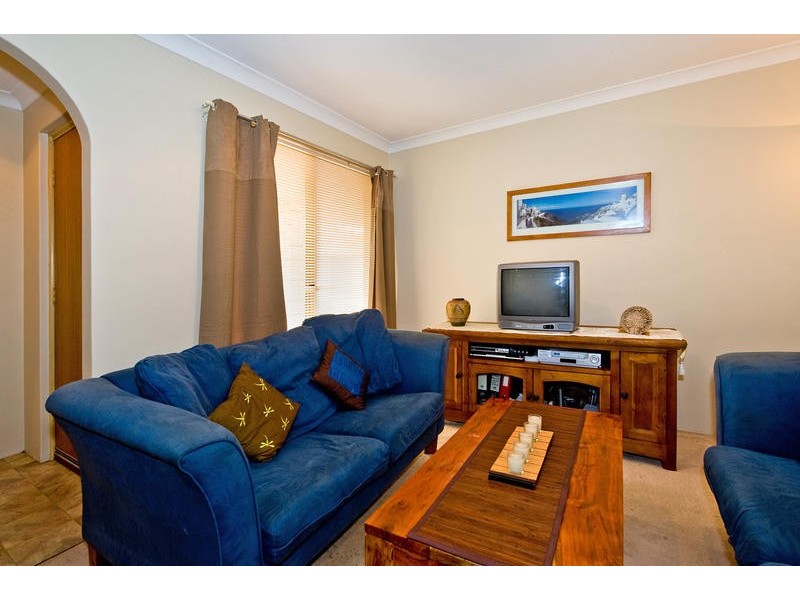 17/68 Tribute Street East, Shelley WA 6148