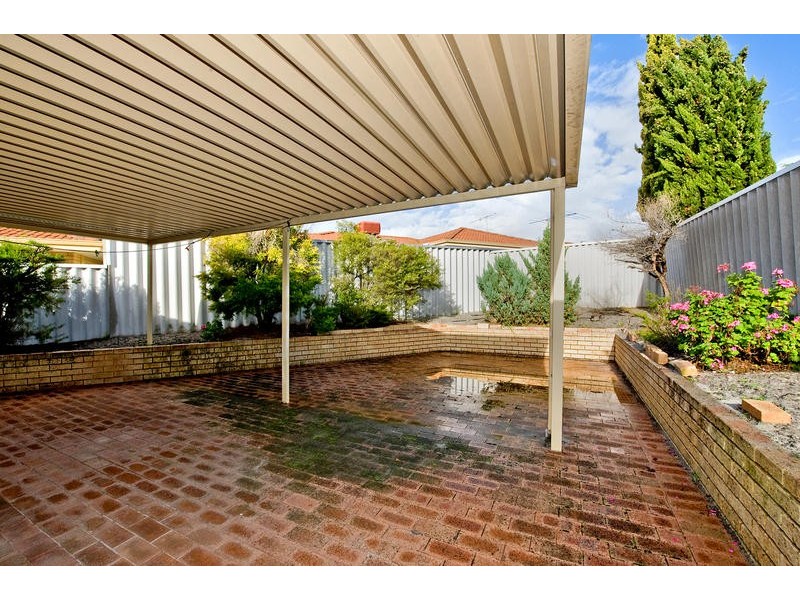 17/68 Tribute Street East, Shelley WA 6148