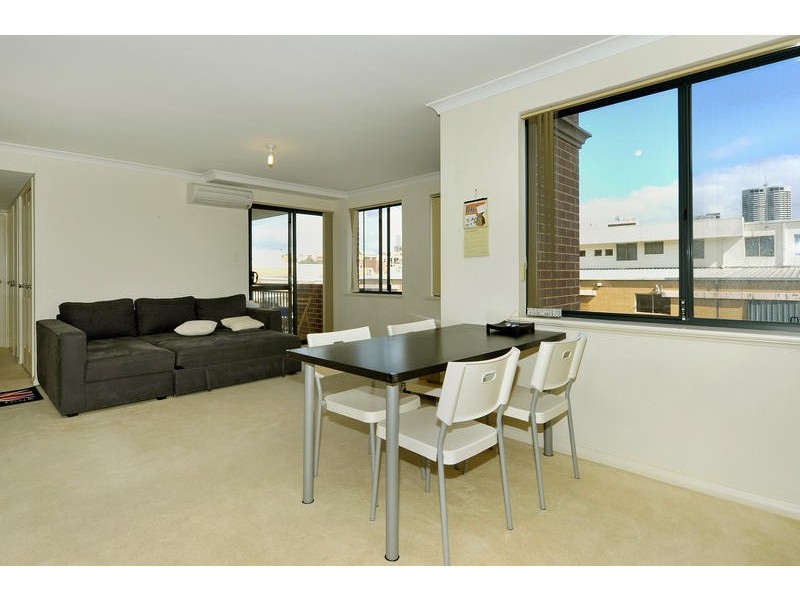 14/10 Pendal Lane, Perth WA 6000