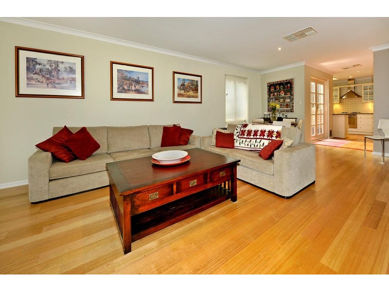 4 Gairloch Street, Applecross WA 6153