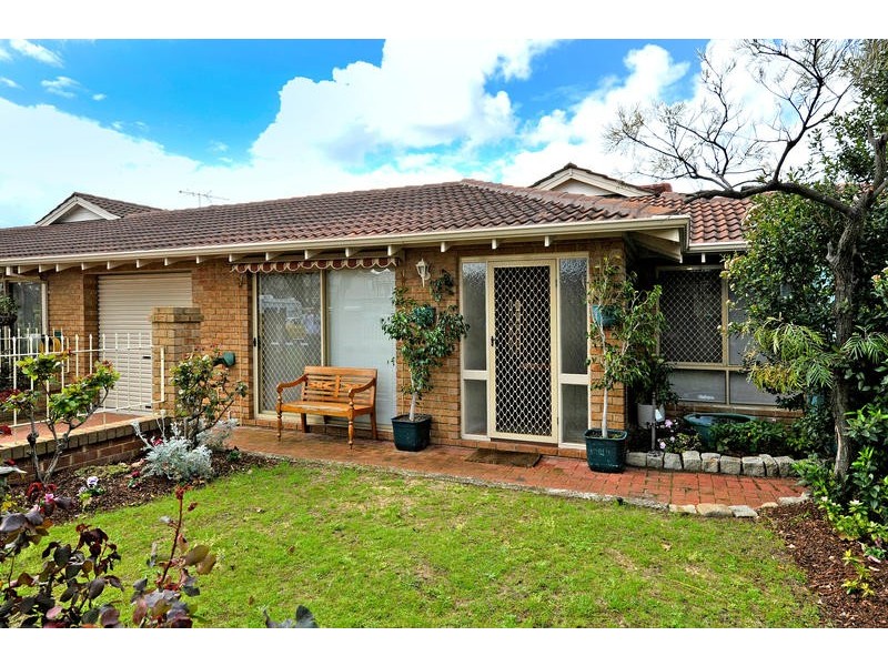 4 Gairloch Street, Applecross WA 6153