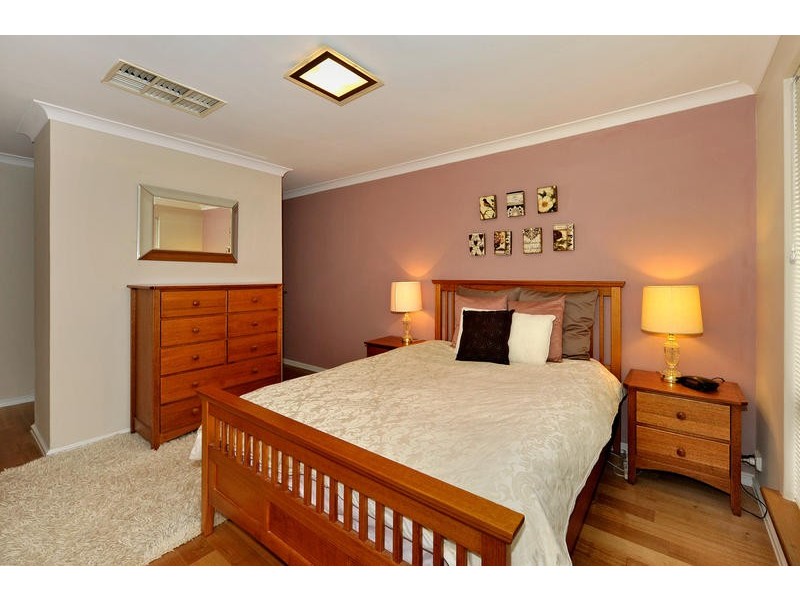 4 Gairloch Street, Applecross WA 6153
