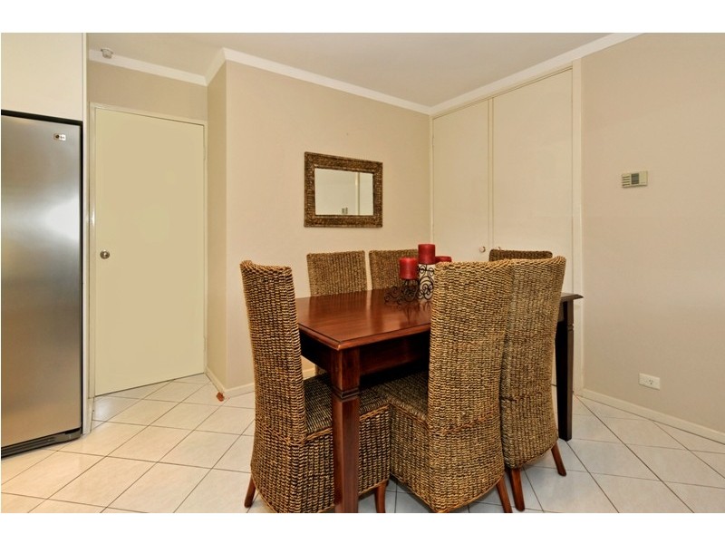 22 Hartfield Crescent, Leeming WA 6149