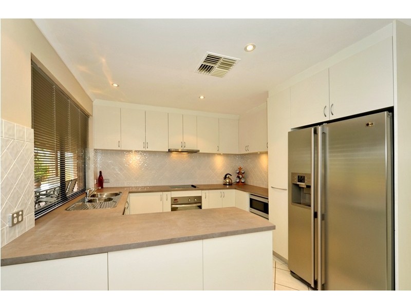 22 Hartfield Crescent, Leeming WA 6149