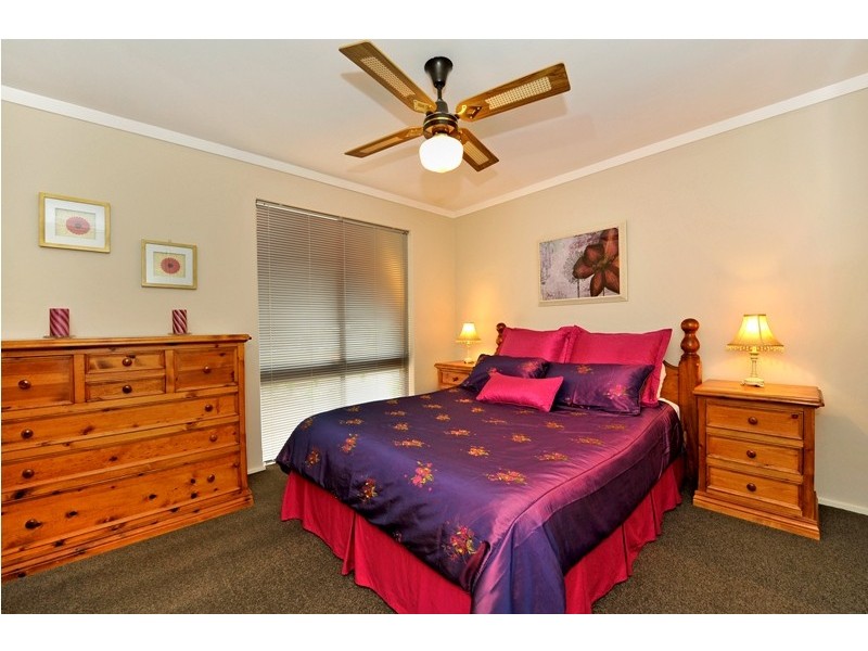 22 Hartfield Crescent, Leeming WA 6149