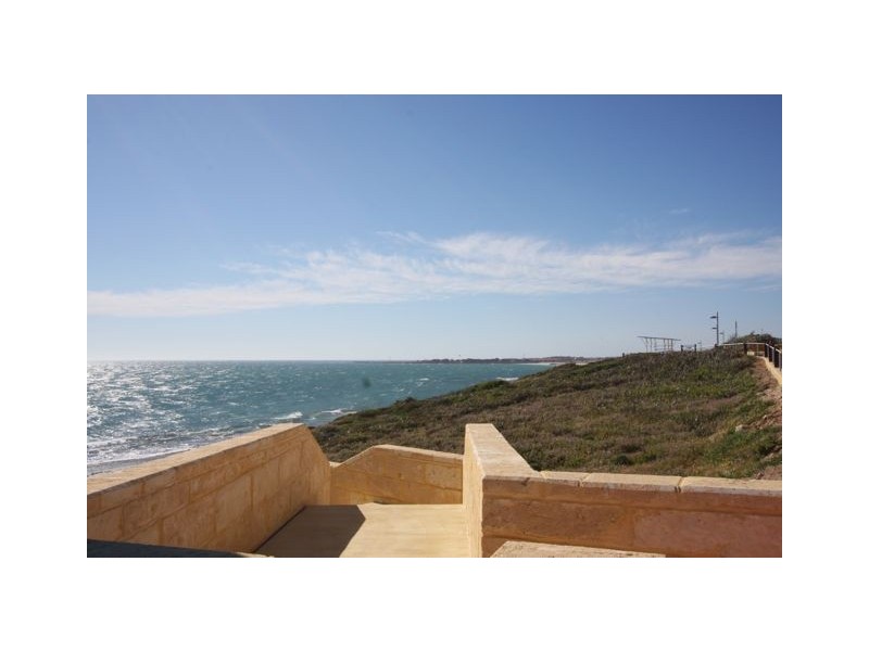 8a Troy Avenue, Marmion WA 6020