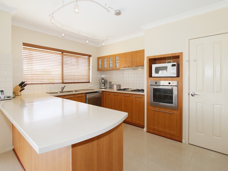 12 Azure Street, Southern River WA 6110