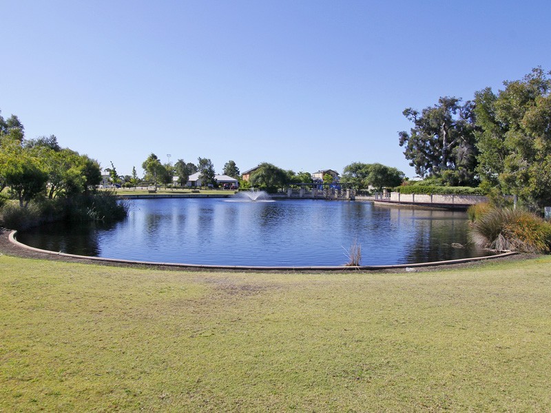 12 Azure Street, Southern River WA 6110