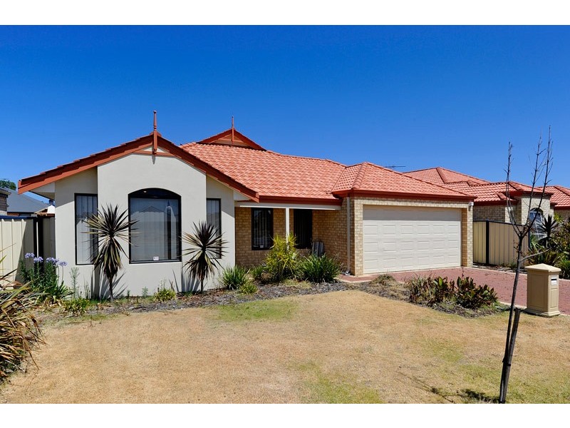6 Sorrento Turn, Secret Harbour WA 6173