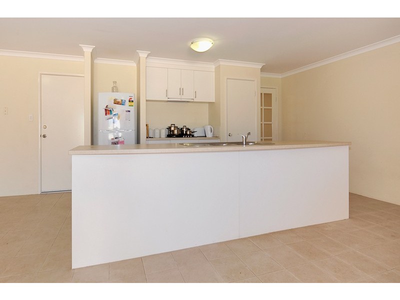 6 Sorrento Turn, Secret Harbour WA 6173