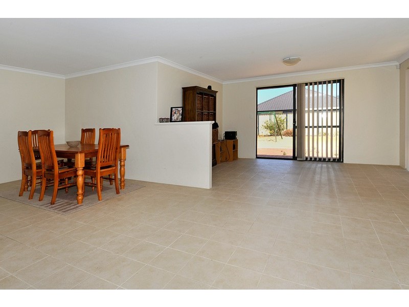 6 Sorrento Turn, Secret Harbour WA 6173