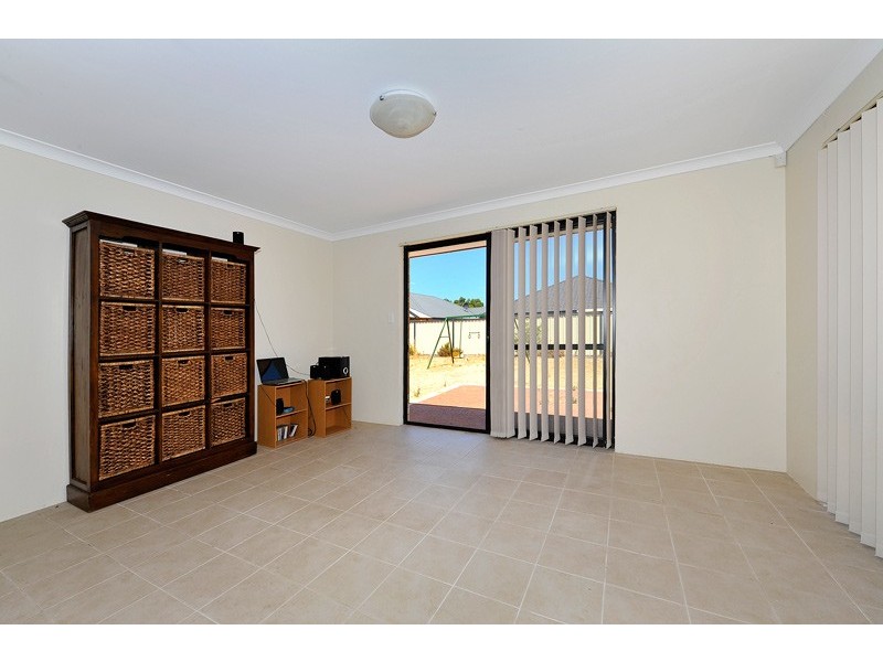 6 Sorrento Turn, Secret Harbour WA 6173