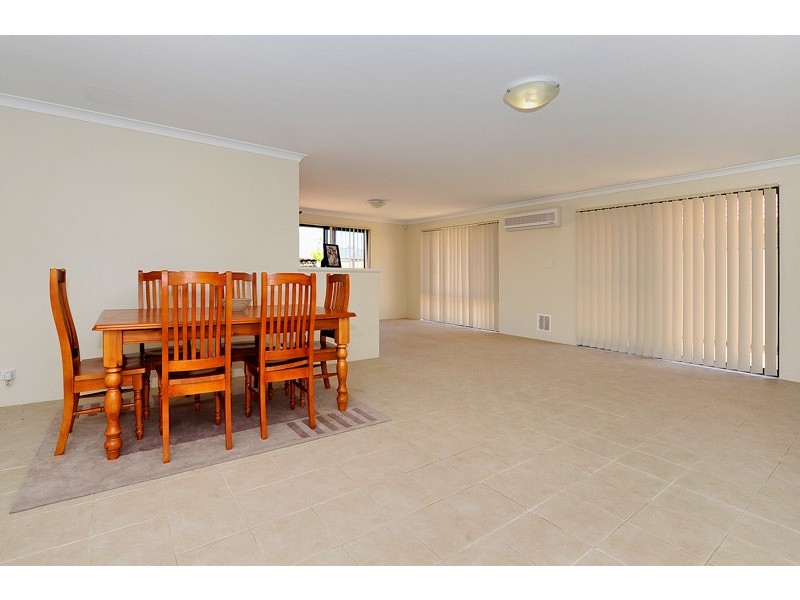 6 Sorrento Turn, Secret Harbour WA 6173