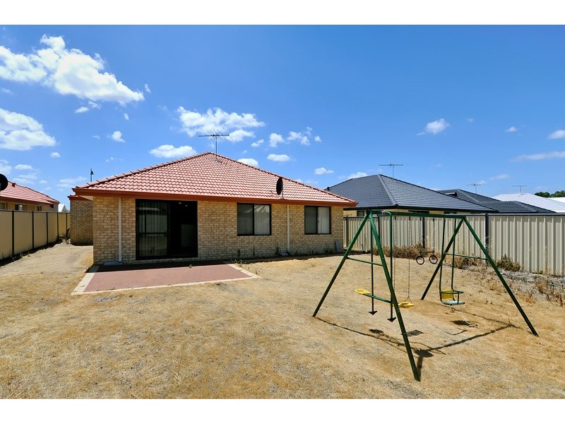 6 Sorrento Turn, Secret Harbour WA 6173
