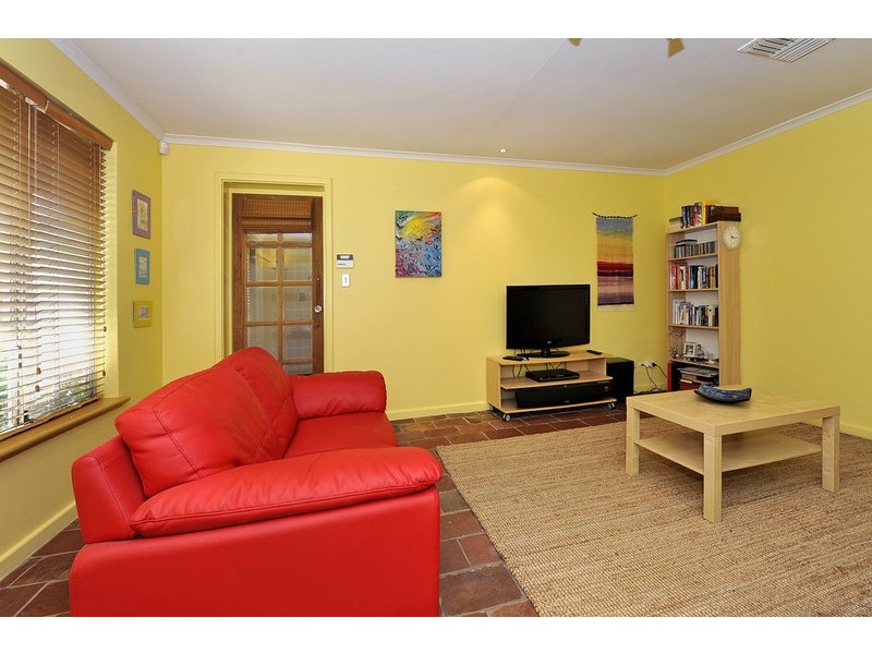 4 Troy Street, Bassendean WA 6054