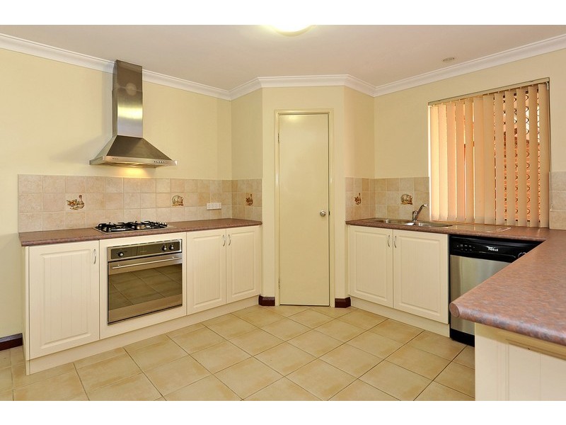 U1/20  Ivanhoe St, Bassendean WA 6054