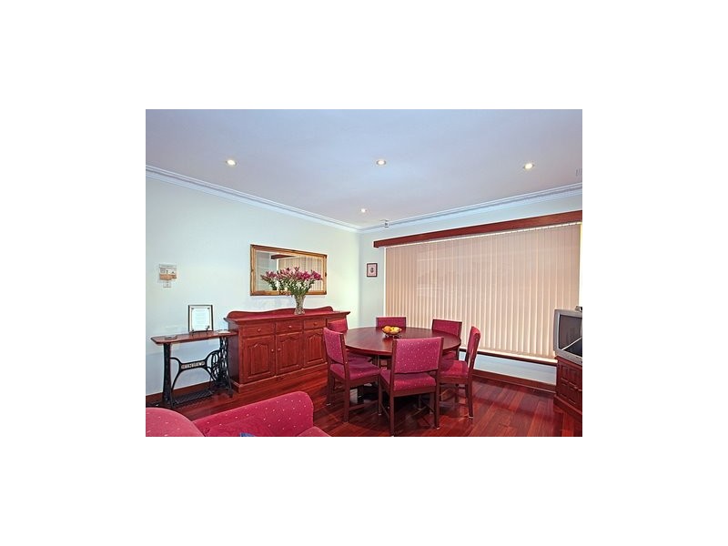 1/11A Ashington Street, Dianella WA 6059