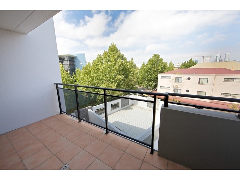 28/82 Royal Street, East Perth WA 6004