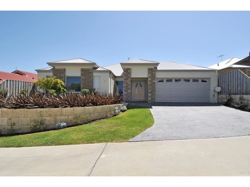 5  Carissa Turn, Halls Head WA 6210