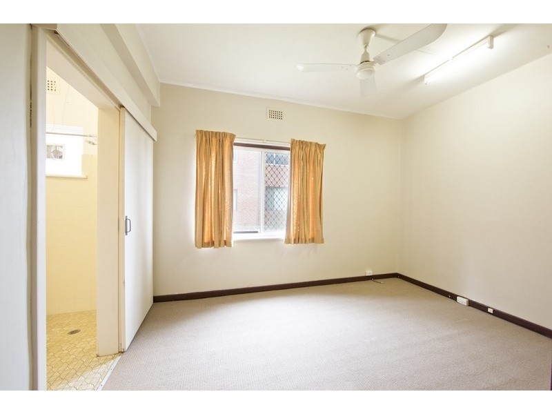 1/126 Terrace Road, Perth WA 6000