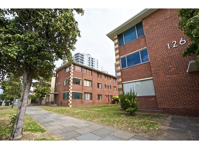 1/126 Terrace Road, Perth WA 6000