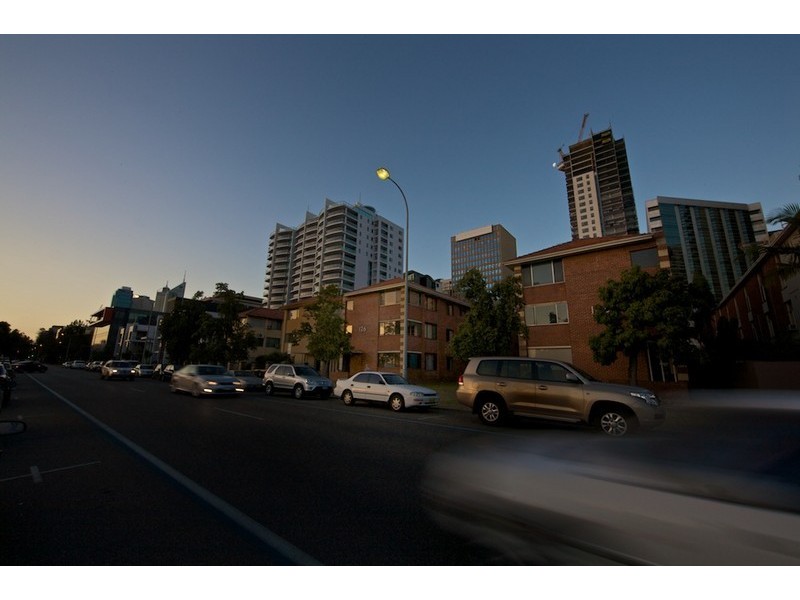1/126 Terrace Road, Perth WA 6000
