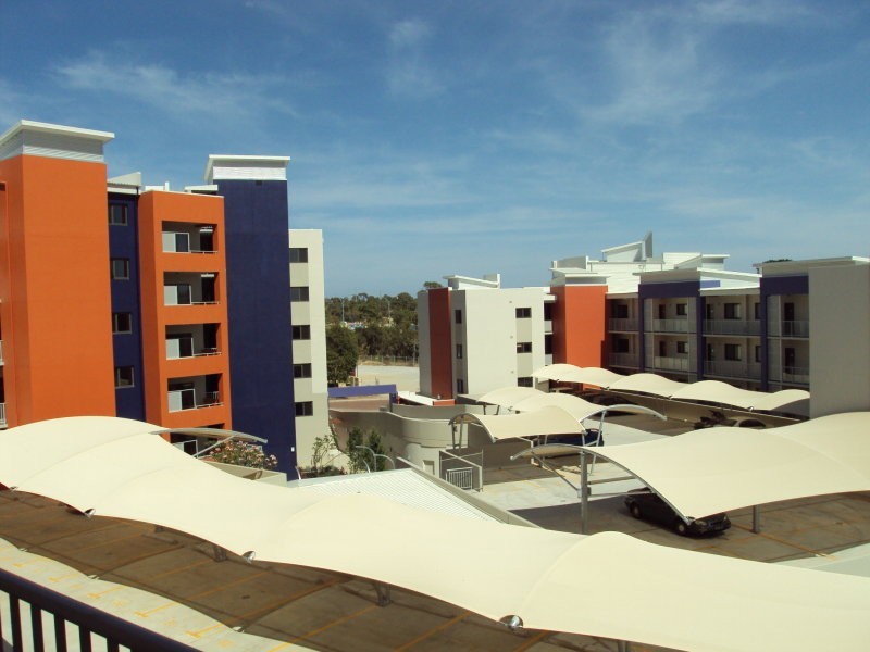 61/6 Walsh Loop, Joondalup WA 6027