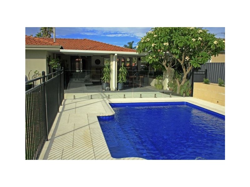 13 Phillips Street, Dianella WA 6059