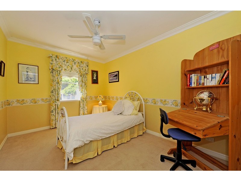 9 Logie Vale, Lesmurdie WA 6076