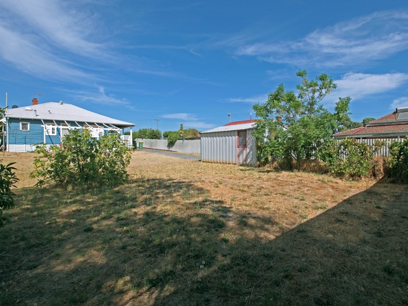 1 Third Avenue, Bassendean WA 6054