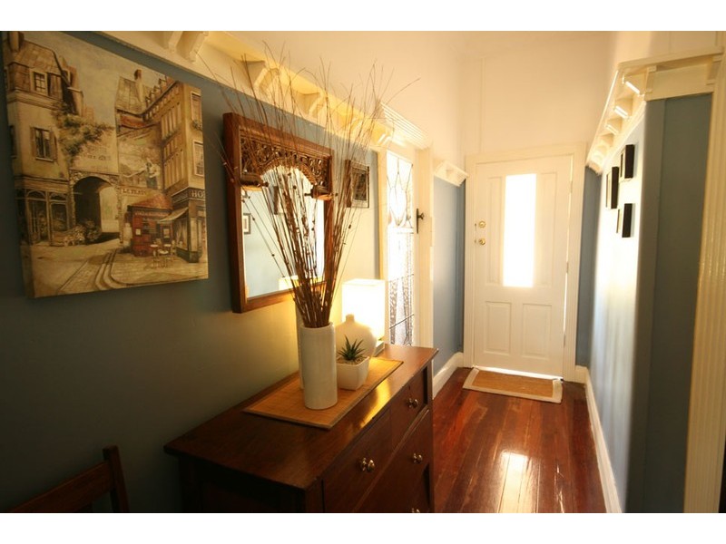 12 Briggs Street, Bassendean WA 6054