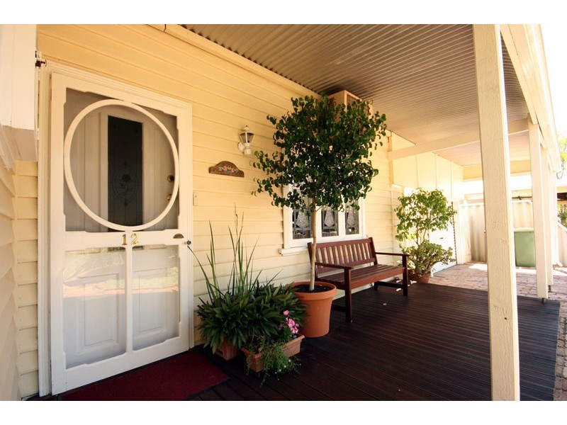 12 Briggs Street, Bassendean WA 6054